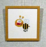 Вышивка «Пчелка» 16,5х16,5
(рамка деревянная, стекло антибликовое, оргалит, установка в раму, натяжка)
