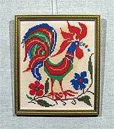 Вышивка «Петушок» 25,7х21,5
(рамка деревянная, стекло стандартное, оргалит, установка работы в раму, натяжка вышивки)
