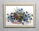 Вышивка «Летний букет» 31х43
(рамка деревянная, стекло антибликовое, оргалит, установка работы в раму, натяжка вышивки)
